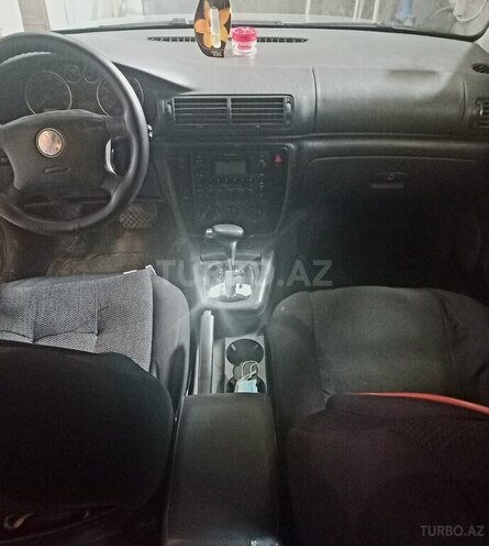 Volkswagen Passat 2004, 272 km - 1.8 л - Bakı