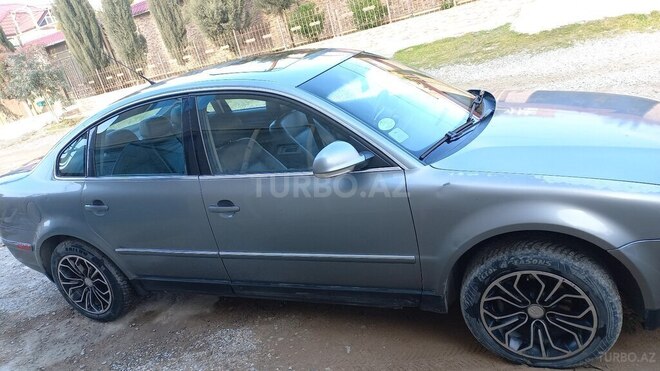 Volkswagen Passat 2004, 272 km - 1.8 л - Bakı