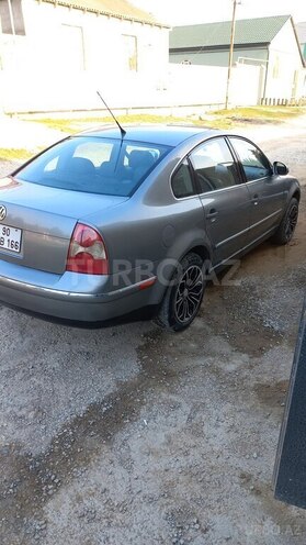 Volkswagen Passat 2004, 272 km - 1.8 л - Bakı
