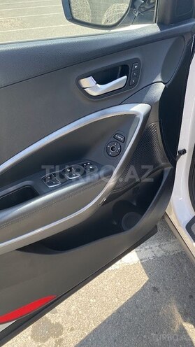 Hyundai Santa Fe-11