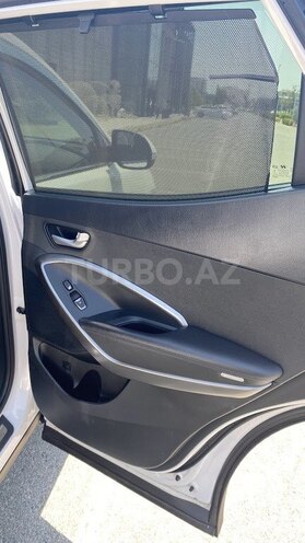 Hyundai Santa Fe-8
