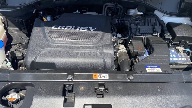 Hyundai Santa Fe-13