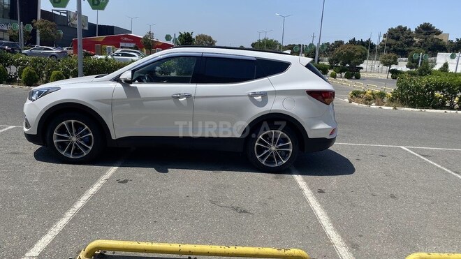 Hyundai Santa Fe-4