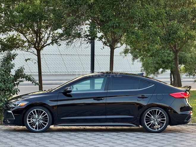 Hyundai Elantra 2017, 90,000 km - 1.6 l - Bakı