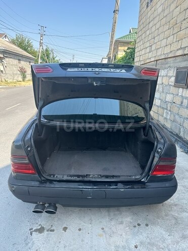 Mercedes E 230 1997, 493,000 km - 2.3 l - Göyçay