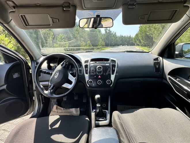 Kia  2010, 289,000 km - 1.6 l - Bakı