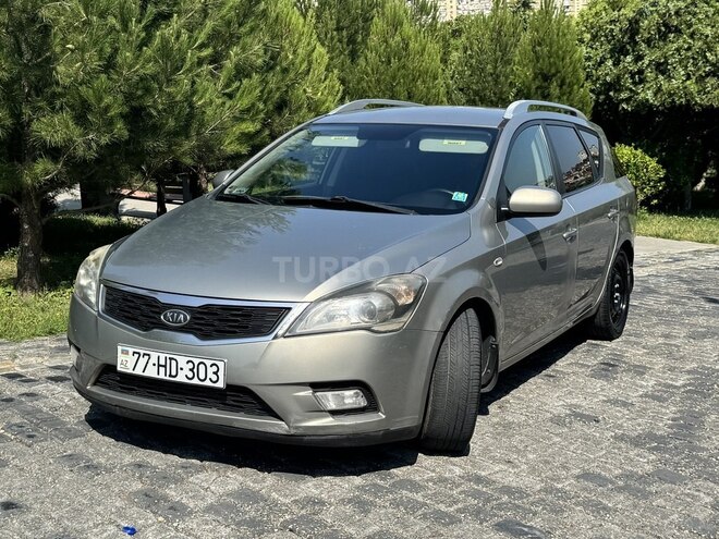Kia  2010, 289,000 km - 1.6 l - Bakı
