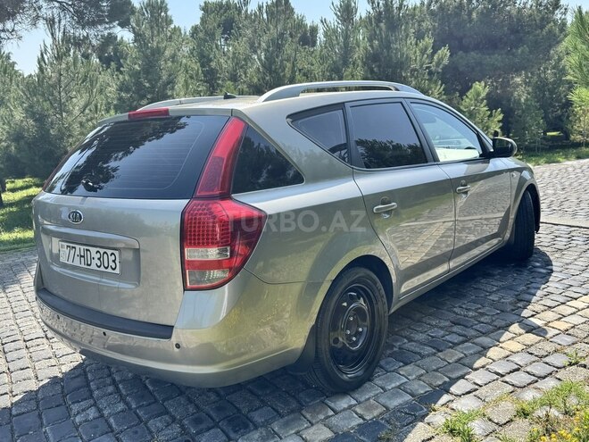 Kia  2010, 289,000 km - 1.6 l - Bakı