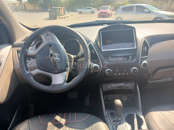 Hyundai ix35 2010, 230,000 km - 2.0 l - Bakı