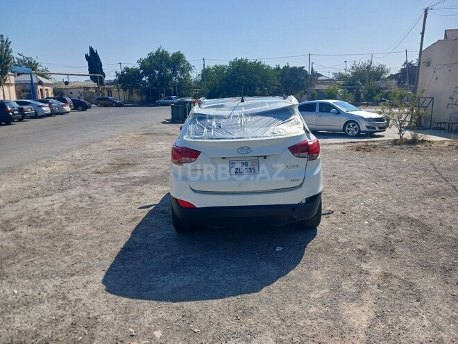 Hyundai ix35 2010, 230,000 km - 2.0 l - Bakı