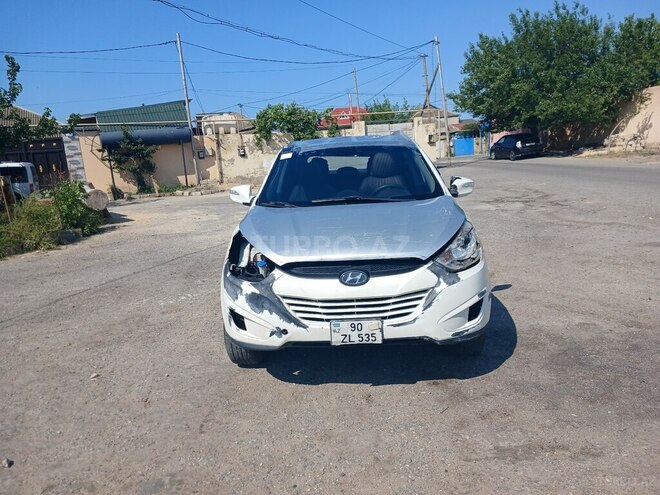 Hyundai ix35 2010, 230,000 km - 2.0 l - Bakı