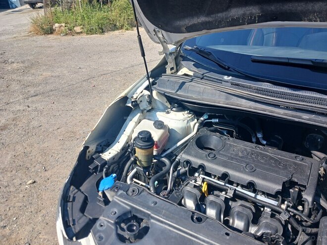 Hyundai ix35 2010, 230,000 km - 2.0 l - Bakı