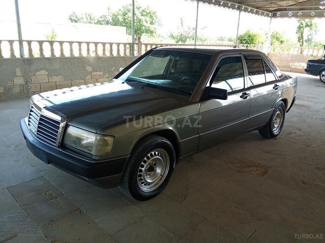 Mercedes 190 1993, 410,524 km - 2.0 л - Bakı