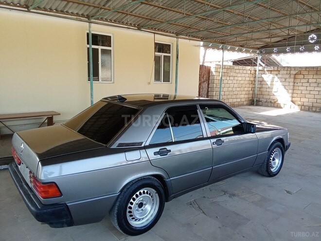 Mercedes 190 1993, 410,524 km - 2.0 л - Bakı