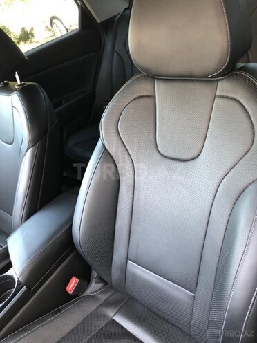 Hyundai Elantra 2021, 66,900 km - 1.6 л - Bakı