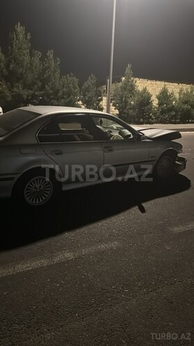 BMW 523 1996, 400,000 km - 2.5 l - Bakı