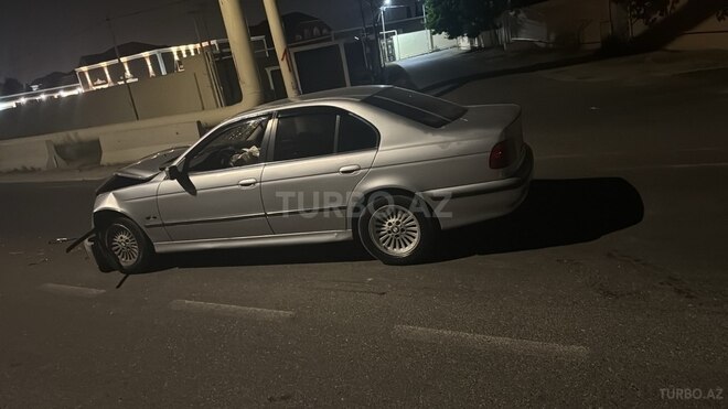 BMW 523 1996, 400,000 km - 2.5 l - Bakı