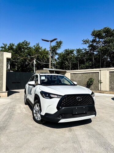 Toyota Corolla Cross 2025, 0 km - 2.0 л - Bakı