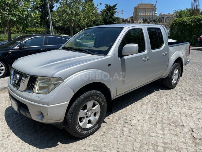 Nissan Navara 2011, 320,000 km - 2.5 l - Bakı