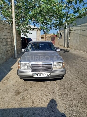 Mercedes E 220 1995, 412,000 km - 2.2 l - Bakı