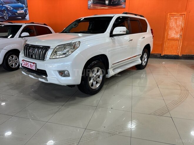Toyota Land Cruiser Prado-4