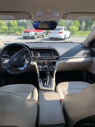 Hyundai Elantra 2019, 103,350 km - 2.0 l - Bakı