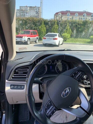 Hyundai Elantra 2019, 103,350 km - 2.0 l - Bakı