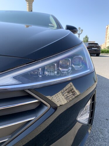 Hyundai Elantra 2019, 103,350 km - 2.0 l - Bakı