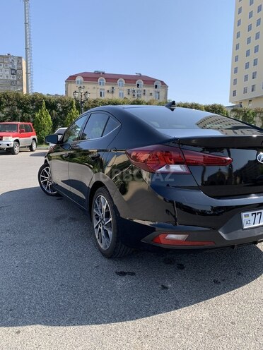 Hyundai Elantra 2019, 103,350 km - 2.0 l - Bakı