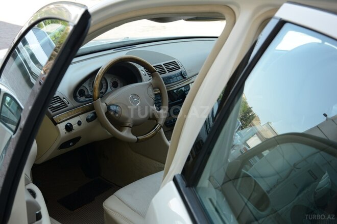 Mercedes E 280 2006, 239,000 km - 3.0 l - Bakı