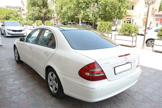 Mercedes E 280 2006, 239,000 km - 3.0 l - Bakı