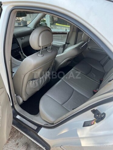 Mercedes C 240 2001, 258,888 km - 2.6 л - Bakı