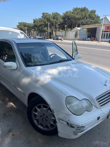 Mercedes C 240 2001, 258,888 km - 2.6 л - Bakı