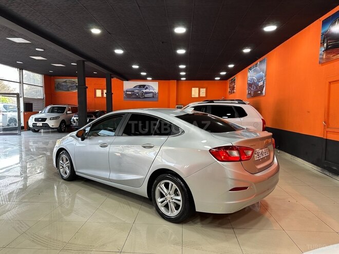 Chevrolet Cruze-7