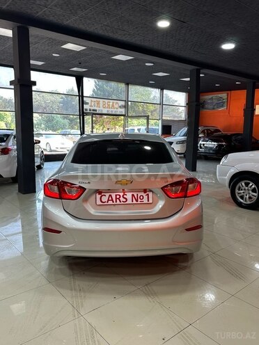 Chevrolet Cruze-10