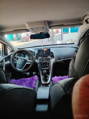 Opel Astra 2011, 160,000 km - 1.4 л - Şirvan