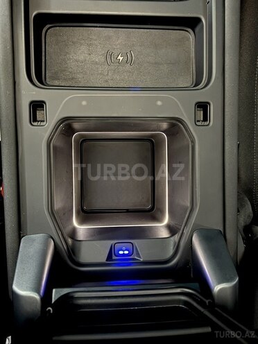 Land Rover Defender 2020, 59,000 km - 2.0 л - Bakı