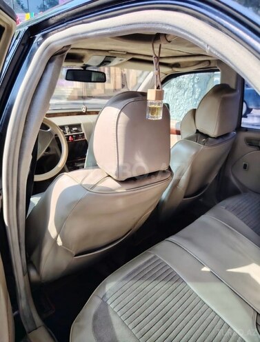 Mercedes C 230 1998, 399,000 km - 2.3 l - Qax