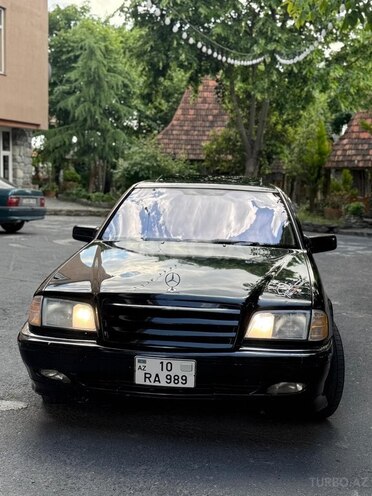 Mercedes C 230 1998, 399,000 km - 2.3 l - Qax