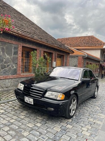 Mercedes C 230 1998, 399,000 km - 2.3 l - Qax