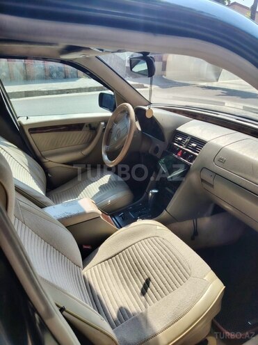 Mercedes C 230 1998, 399,000 km - 2.3 l - Qax