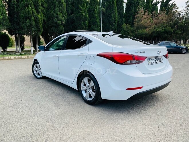 Hyundai Elantra 2015, 210,879 km - 1.8 l - Gəncə