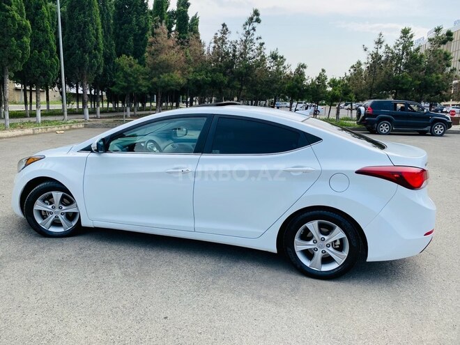 Hyundai Elantra 2015, 210,879 km - 1.8 l - Gəncə