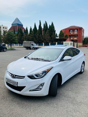 Hyundai Elantra 2015, 210,879 km - 1.8 l - Gəncə