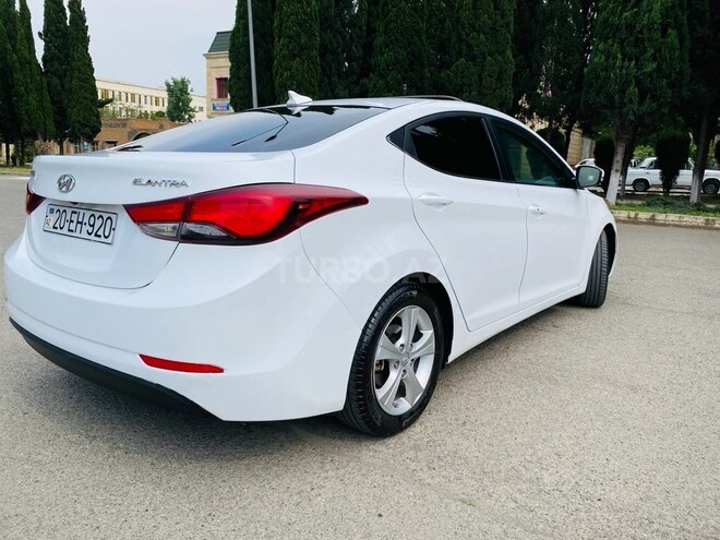 Hyundai Elantra 2015, 210,879 km - 1.8 l - Gəncə