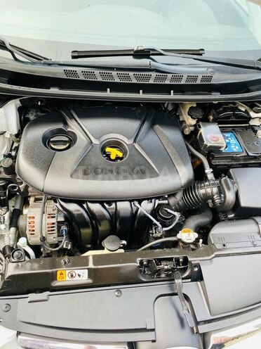 Hyundai Elantra 2015, 210,879 km - 1.8 l - Gəncə