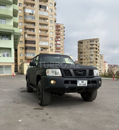 Nissan Patrol 2006, 260,000 km - 4.8 l - Bakı
