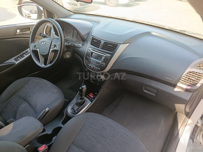 Hyundai Accent 2014, 335,000 km - 1.6 l - Bakı