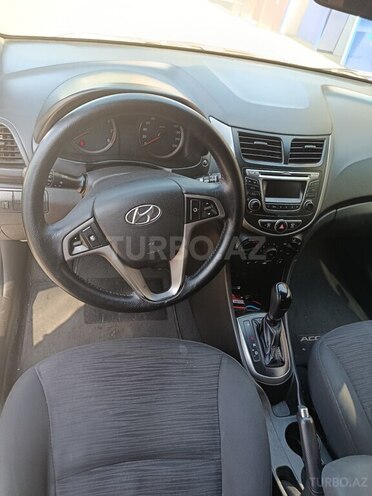 Hyundai Accent 2014, 335,000 km - 1.6 l - Bakı