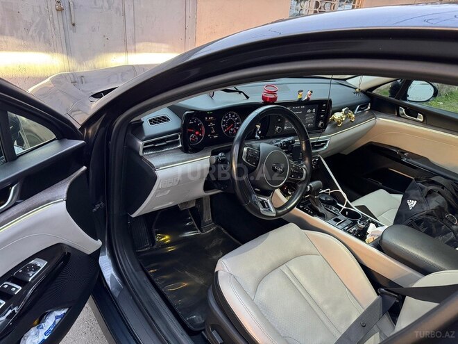 Kia K5-10